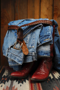 Best Levi's to wear with cowboy boots